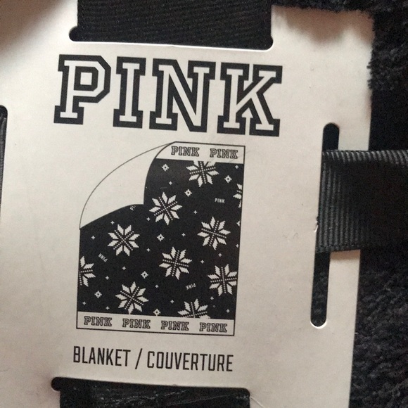 Victoria secret blanket NWT - Picture 2 of 2
